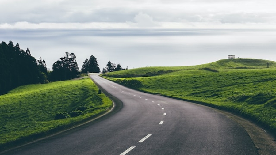 mikita-karasiou-JiLwY-8rtKU-unsplash
