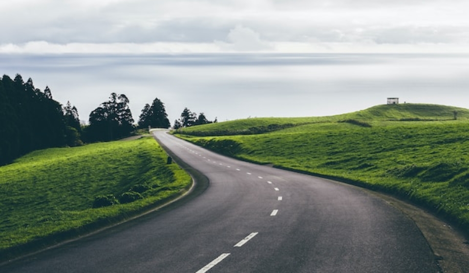 mikita-karasiou-JiLwY-8rtKU-unsplash